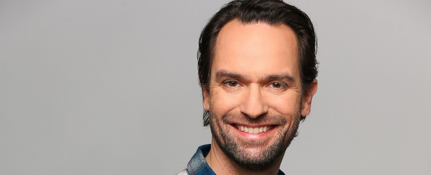 Daniel Brockhaus verlässt „Alles was zählt“ – Abschied von Dr. Thomas Brück im Juni – Bild: RTL/​Stefan Gregorowius