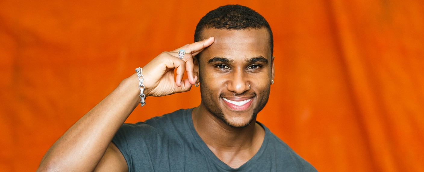 „Alles was zählt“ begrüßt neuen Eisläufer – Tijan Njie verstärkt RTL-Daily-Soap – Bild: MG RTL D /​ Kai Schulz