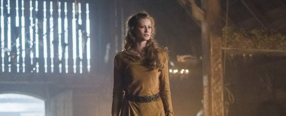 Alyssa Sutherland als Königin Aslaug in „Vikings“ – Bild: History