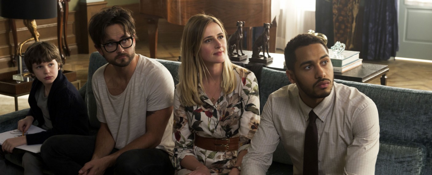 „American Gothic“: Späte Deutschlandpremiere für kurzlebiges Mystery-Drama – War der verstorbene Familienpatriarch ein Serienkiller? – Bild: CBS