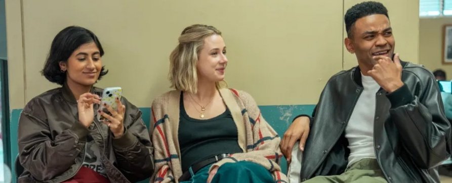 Comedyserie „Adults“ erhält zweite Staffel – Fünf New Yorker Mitbewohner ringen weiterhin mit den Tücken des Erwachsenwerdens – Bild: FX