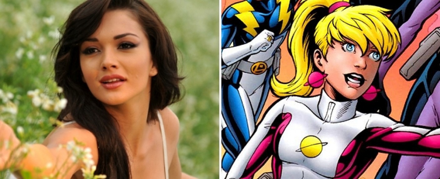 „Supergirl“ engagiert Bollywood-Star als Saturn Girl – Kara Danvers erhält außerirdische Unterstützung – Bild: Aascar Film/​DC Comics