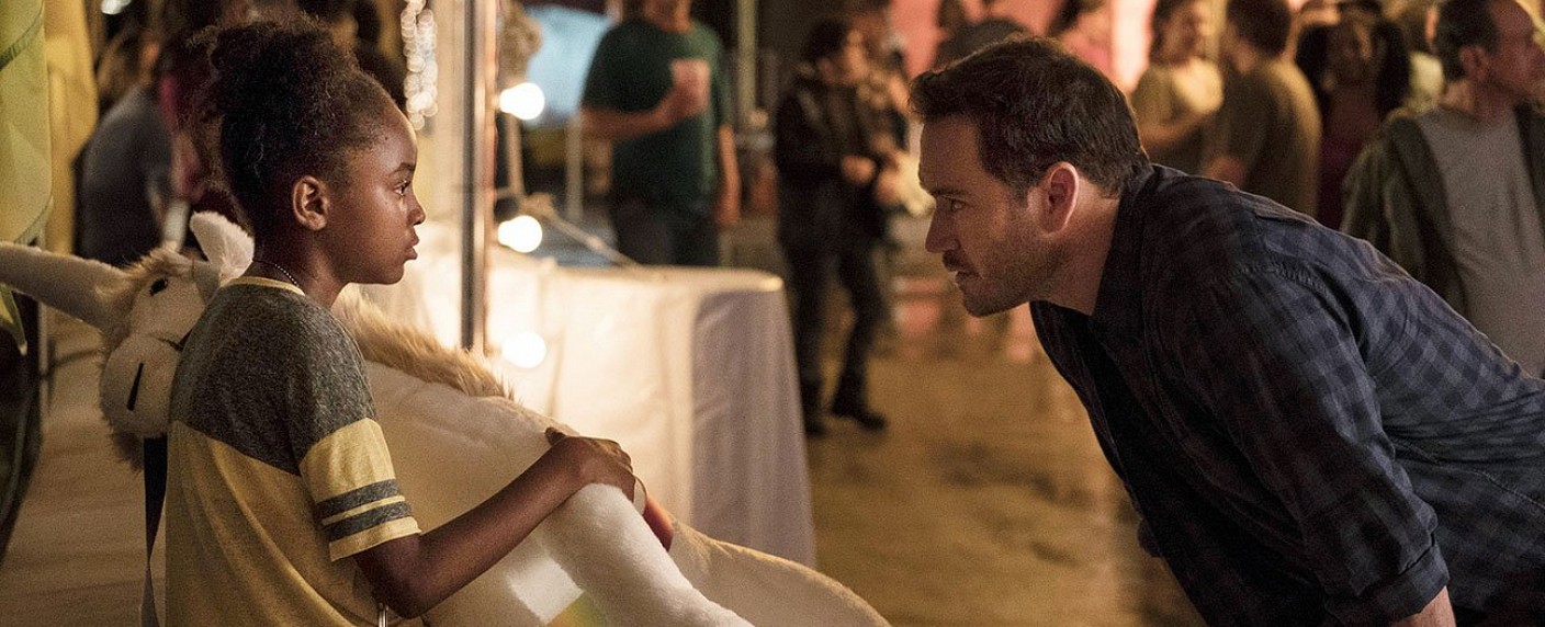 „The Passage“: Starttermin und neuer Trailer zur neuen Mystery-Serie – Mark-Paul Gosselaar in FOX-Verfilmung von Roman-Trilogie – Bild: Steve Dietl/​FOX
