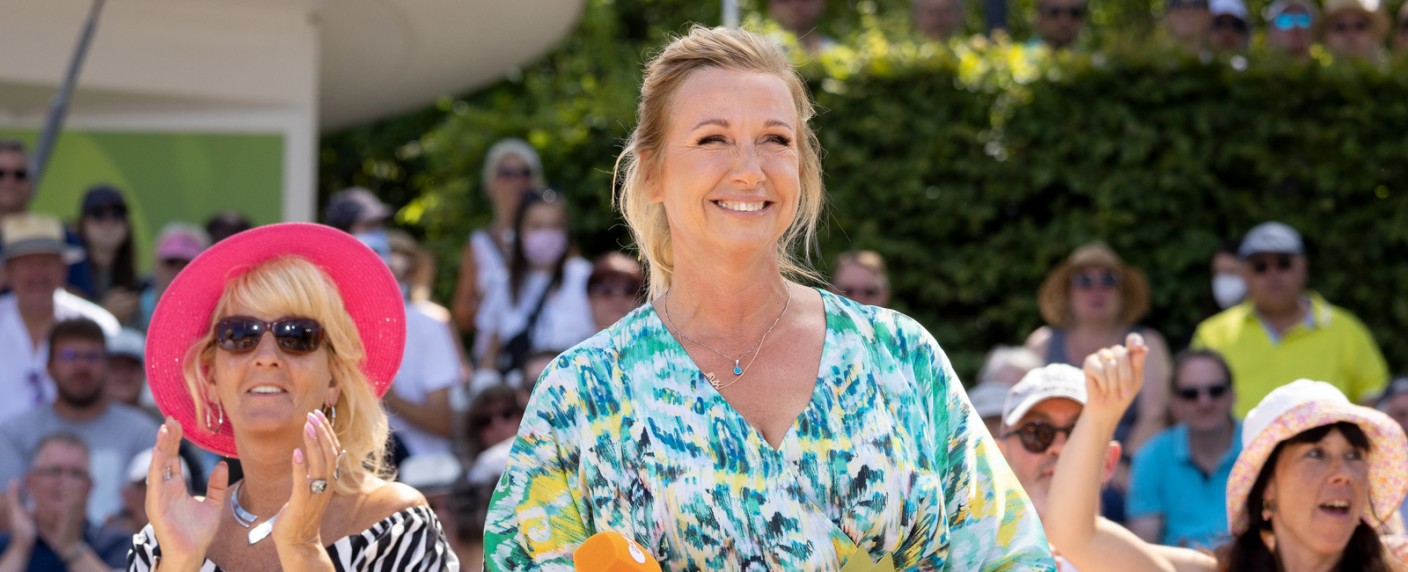 „ZDF-Fernsehgarten“: An diesem Tag startet die neue Saison 2025 – Großer Ansturm auf Tickets der Show mit Andrea Kiewel – Bild: ZDF/​jana kay