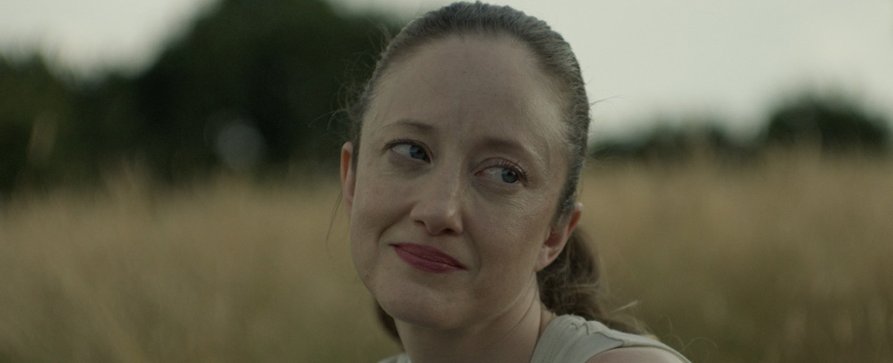 „First Woman“: Andrea Riseborough („Alice & Jack“) wird im Sci-Fi-Thriller zur Astronautin – Drehstart für britische ZDF-Koproduktion – Bild: Channel 4