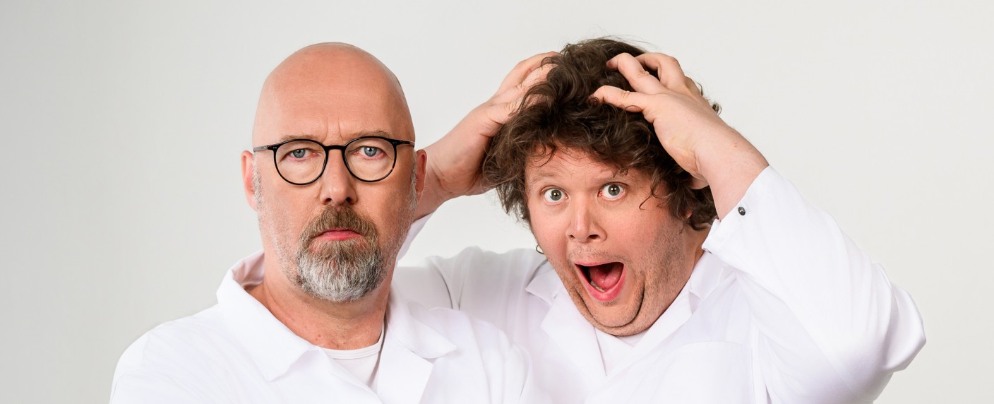 „Satire Labor“: Spin-Off des ZDF-Magazins „frontal“ wird fortgesetzt – Zweite Staffel des Satireformats mit Werner Doyé, Andreas Wiemers und Judith Richter – Bild: ZDF/​Svea Pietschmann