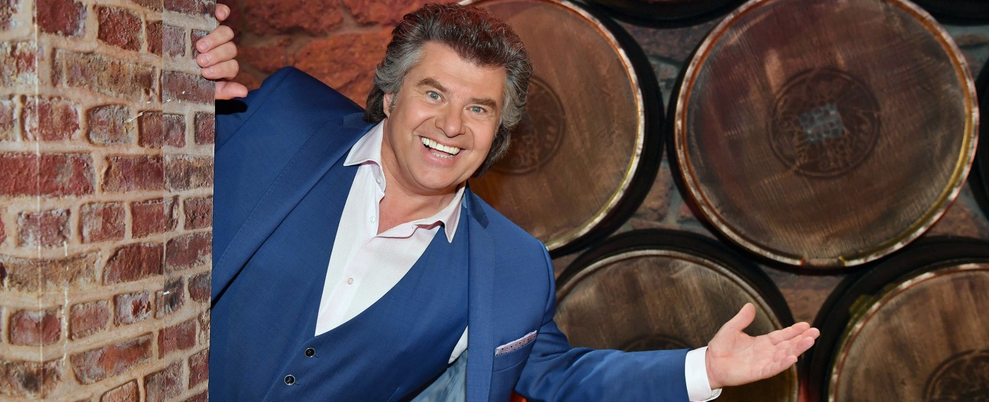 Florian Silbereisen präsentiert Geburtstagsshow für Andy Borg – Rückblick auf die Karriere des langjährigen „Musikantenstadl“-Gastgebers – Bild: SWR/​Kimmig/​Kerstin Joensson