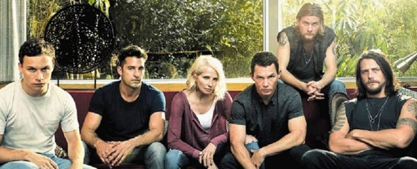 „Animal Kingdom“: Dritte Staffel ab September bei TNT Serie – 13 neue Folgen mit Ellen Barkin und der Familie Cody – Bild: TNT