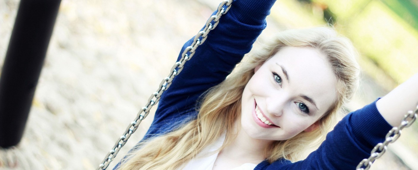 „GZSZ“: Österreicherin Anna Juliana Jaenner verstärkt Daily-Soap – Neuzugang stößt im Januar 2015 zum Cast – Bild: RTL/​Sebastian Weißbach