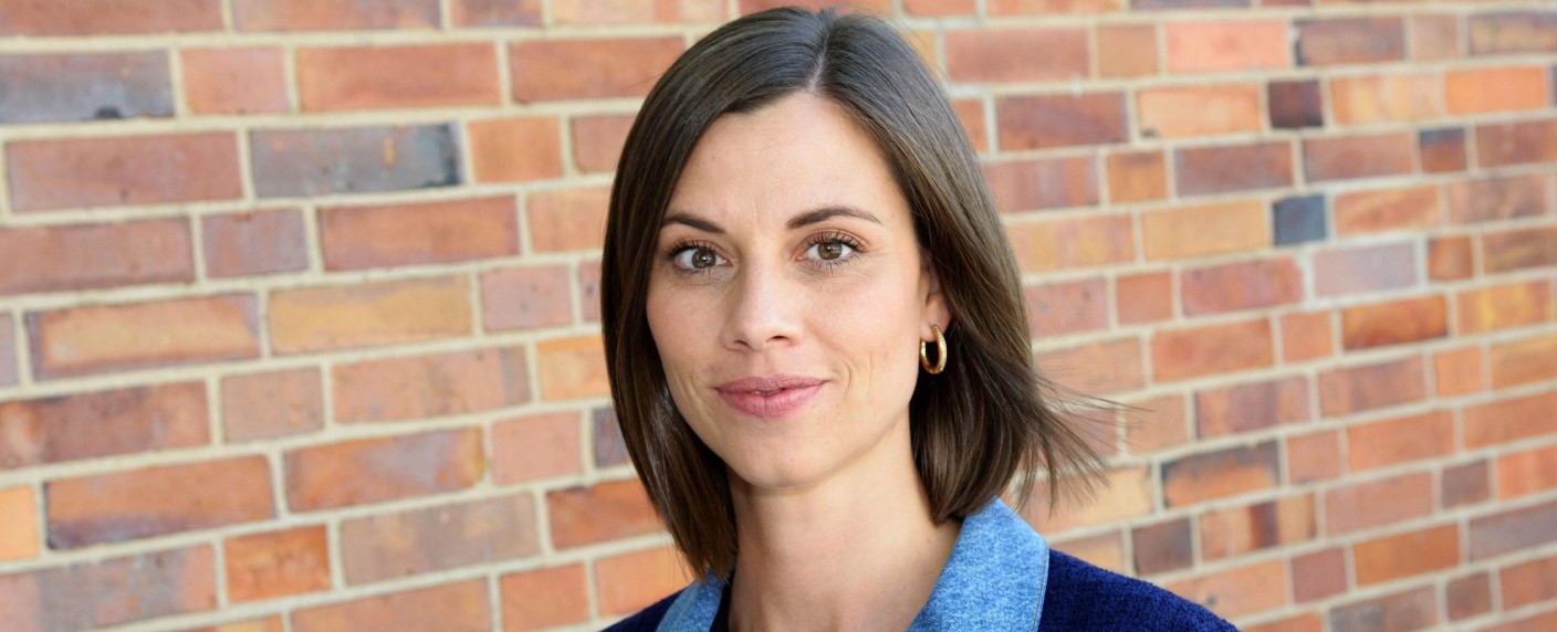 Ex-„AWZ“-Schauspielerin steigt bei „GZSZ“ ein – Anna-Katharina Fecher nach zehn Jahren zurück im Soap-Universum – Bild: RTL/​Rolf Baumgartner