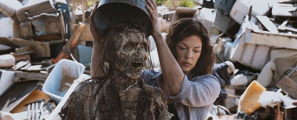Anne/​Jadis (Pollyanna McIntosh) in „The Walking Dead“ 9x04 – Bild: AMC
