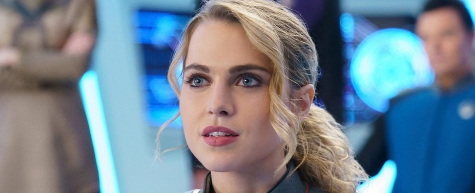 Anne Winters als Ensign Charly Burke in „The Orville“ – Bild: Hulu