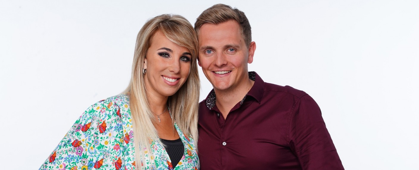 Verwirrung um „Sommerhaus“-Kandidatin: Auszug oder Auszeit für Annemarie Eilfeld? – Kuriose Instagram-Aktivitäten der Sängerin – Bild: TVNOW /​ Stefan Gregorowius