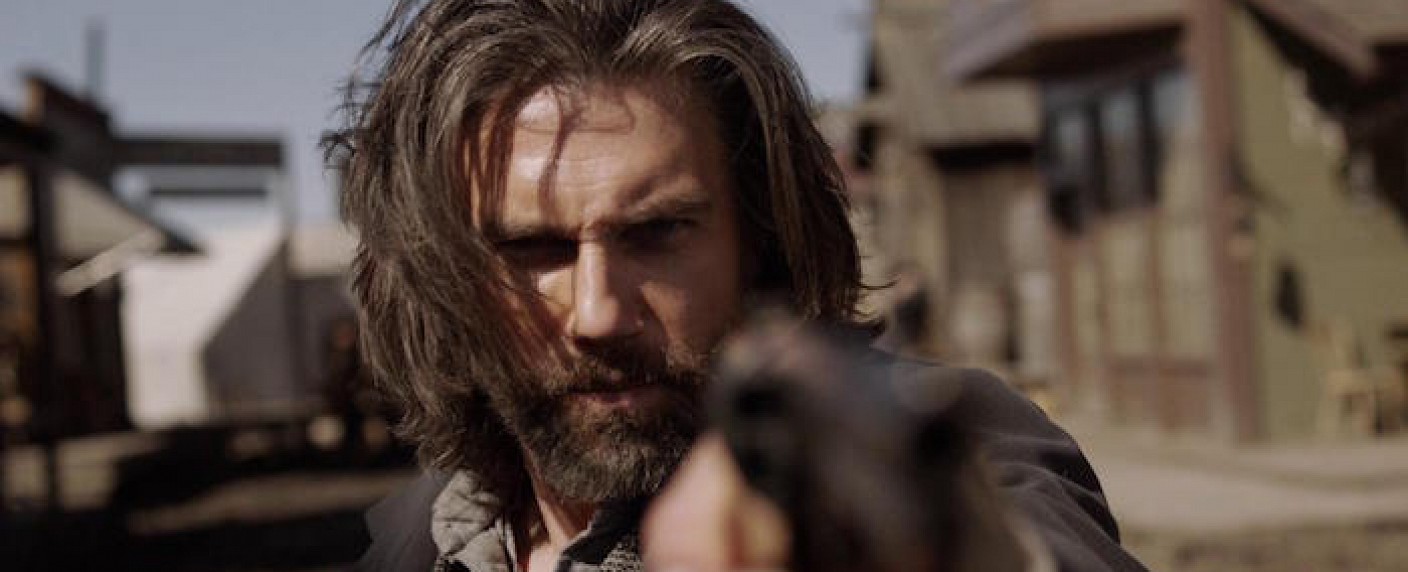 „Star Trek: Discovery“: Anson Mount („Hell on Wheels“) spielt Captain Pike – „Hell on Wheels“-Veteran kommandiert die Enterprise – Bild: AMC