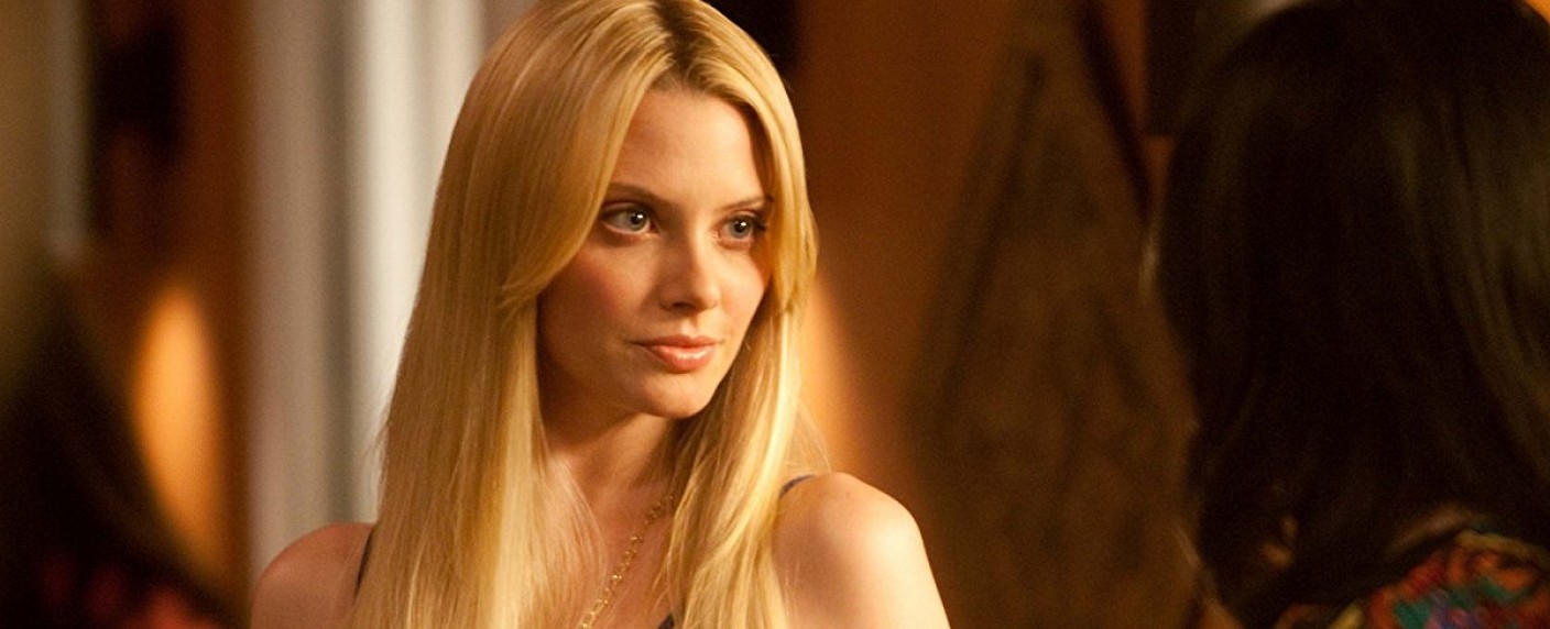 April Bowlby („Drop Dead Diva“) kommt als Elasti-Woman zu „Doom Patrol“ – Weitere Serie des Streaming-Portals DC Universe – Bild: Lifetime