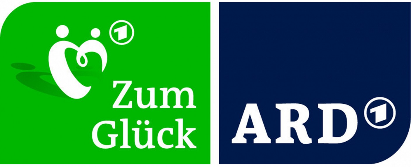„Zum Glück“: ARD-Themenwoche mit Engelke, Hirschhausen und Nuhr – Das Erste kündigt Reportage, Show und Satire an – Bild: WDR/​ARD-Design