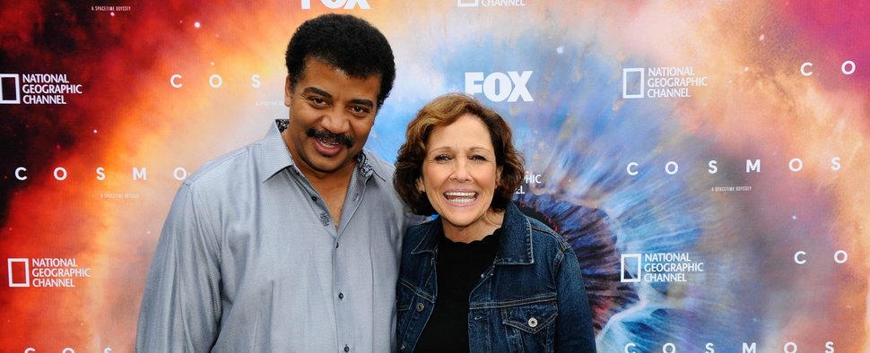 Astrophysiker Dr. Neil deGrasse Tyson und Executive Producer Ann Druyan – Bild: National Geographic Channel