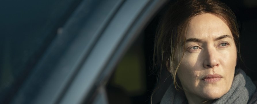 „Mare of Easttown“: Kate Winslet ist spektakulär gut in diesem Kleinstadt-Krimidrama – Review – Siebenteilige HBO-Miniserie mit Guy Pearce und Jean Smart kommt zu Sky Atlantic – Bild: HBO