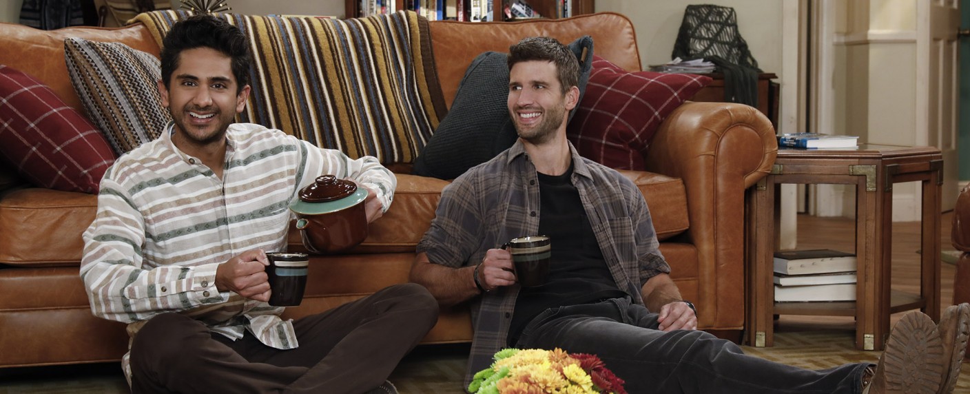 Quoten: „United States of Al“ startet schwach, „Der Palast“ stark – Finale der Darts-WM und „Wer wird Millionär“ ebenfalls erfolgreich – Bild: Robert Voets/​2020 Warner Bros. Entertainment Inc.