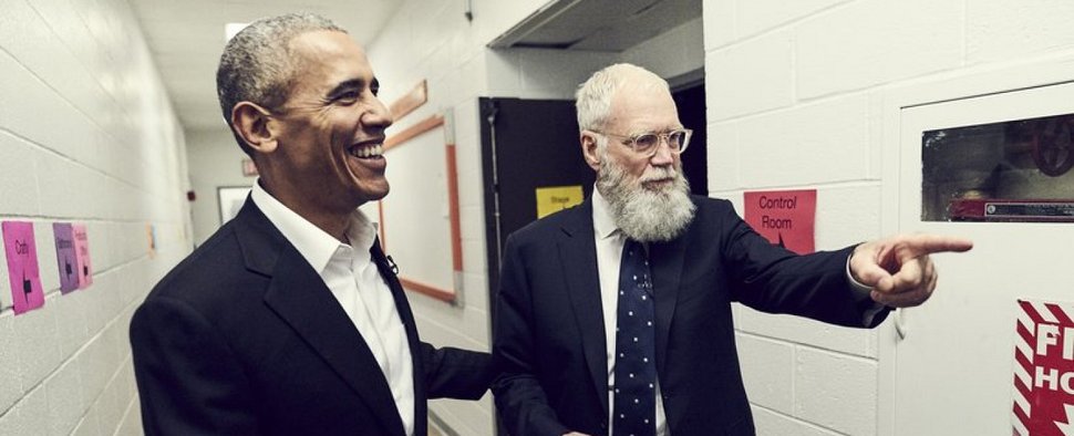 Barack Obama als Gast bei David Lettermans Netflix-Talkshow – Bild: Netflix