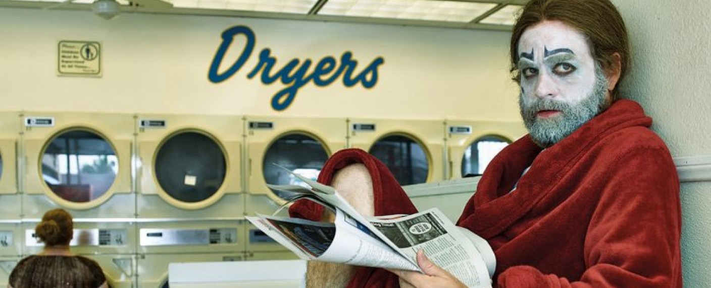 „Baskets“: Comedy mit Zach Galifianakis bald im deutschen Free-TV – Düstere FX-Serie kommt bei ProSieben Maxx unter – Bild: FX