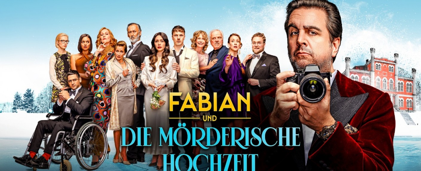 Neue Pastewka-Komödie „Fabian und die mörderische Hochzeit“ erhält Starttermin – Humorvoller Murder-Mystery-Film erscheint auf Prime Video – Bild: Prime Video