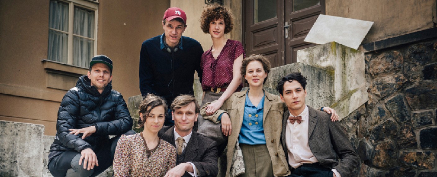 „Bauhaus“: ARD dreht historischen Eventfilm – Alicia von Rittberg und Jörg Hartmann in den Hauptrollen – Bild: MDR/​filmcontact/​Stanislav Honzik