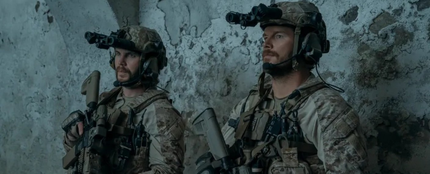 „The Terminal List: Dark Wolf“: Taylor Kitsch („American Primeval“) in geheimer Mission – Review – Prequel zum Rachereißer „The Terminal List – Die Abschussliste“ lässt sich mit Nervenkitzel Zeit – Bild: Prime Video/​Attila Szvacsek