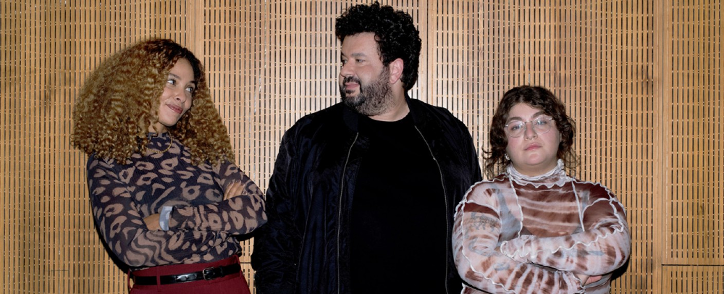 „Besser als Krieg“: Zweite Staffel für nächtliche Talkshow mit Oliver Polak – Vier neue Folgen im November im rbb – Bild: rbb/​Gerald von Foris