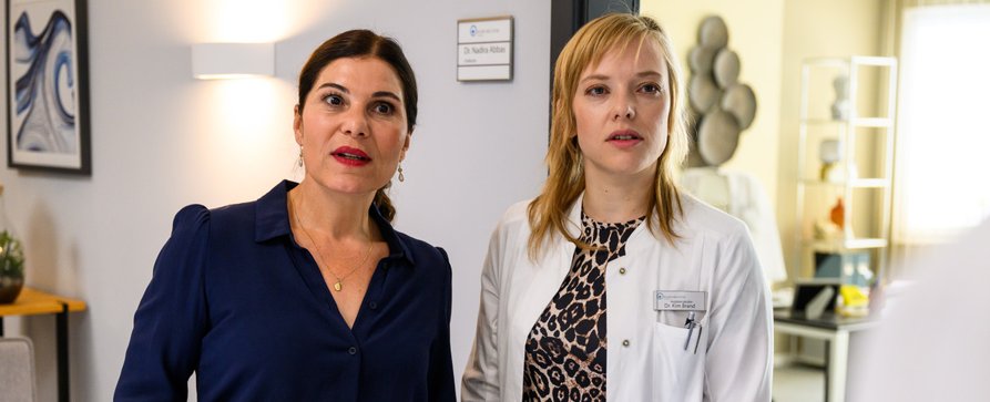 „Bettys Diagnose“: Diese neue Assistenzärztin steigt in ZDF-Klinikserie ein – „Alles was zählt“-Veteranin übernimmt neue Hauptrolle – Bild: ZDF/Willi Weber „Bettys Diagnose“: Diese neue Assistenzärztin steigt in ZDF-Klinikserie ein – „Alles was zählt“-Veteranin übernimmt neue Hauptrolle – Bild: ZDF/Willi Weber