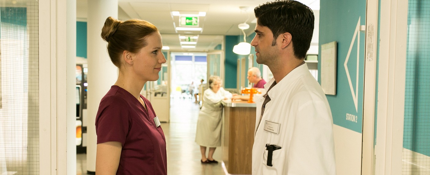 „Bettys Diagnose“ und „Der Staatsanwalt“: Nachschub für den ZDF-Freitagabend – Neue Staffeln starten Anfang Januar – Bild: ZDF/​Kai Schulz