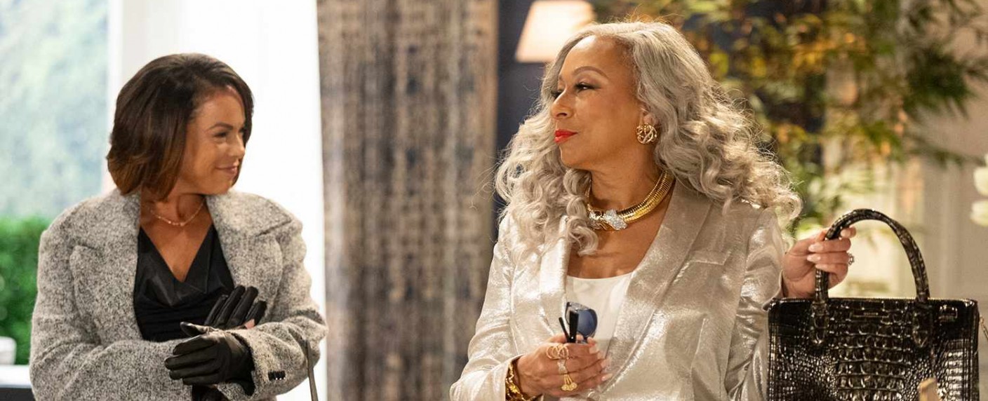 Zum ersten Mal seit „Reich und Schön“: Neue Daily Soap startet bei CBS – Teaser Trailer zu „Beyond the Gates“ mit „Law & Order: SVU“-Star – Bild: CBS