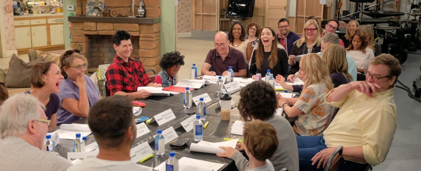 „Roseanne“: Starttermin der Serienfortsetzung bei ABC im März – Neun neue Episoden mit altem Cast laufen dienstags – Bild: ABC