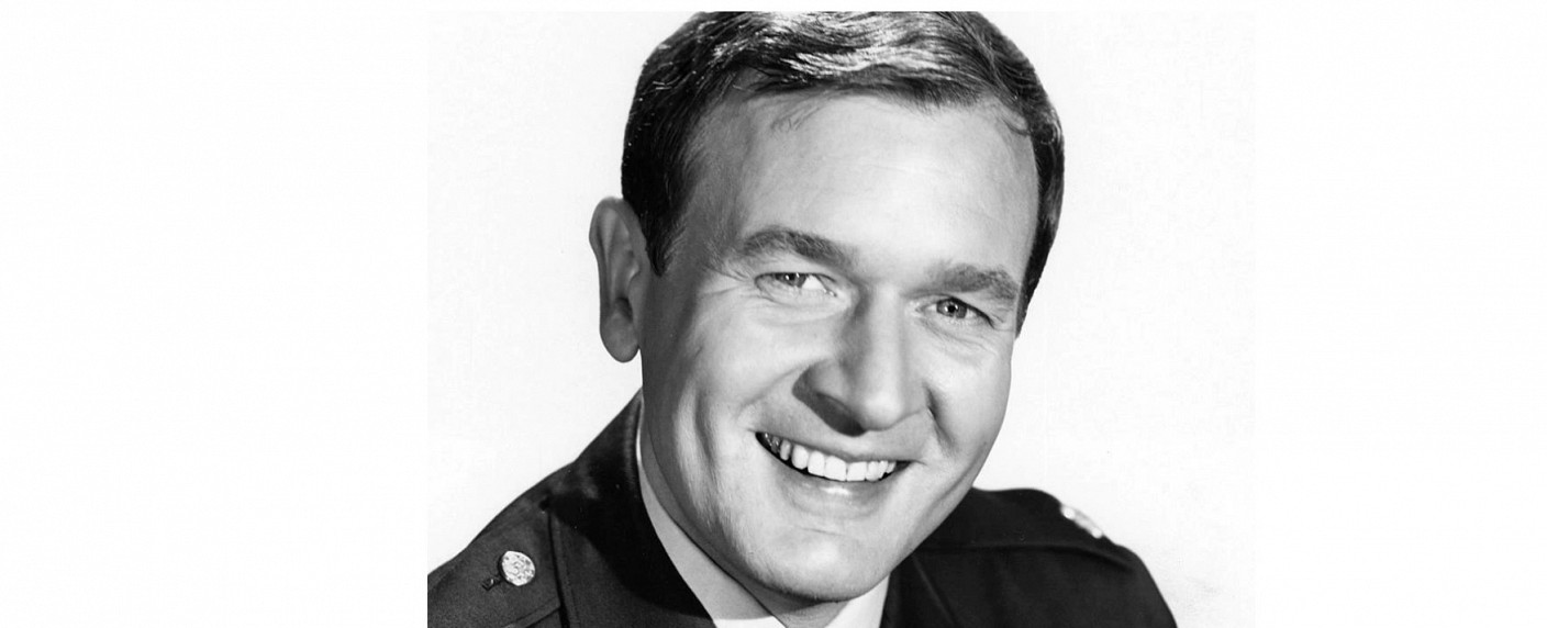 Bill Daily ist tot: „Bezaubernde Jeannie“-Star stirbt mit 91 Jahren – Als Major Roger Healy wurde er bekannt – Bild: NBC/​Photofest