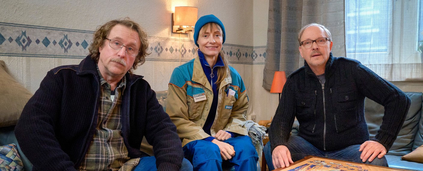 „Prange“: Neue Komödie mit Bjarne Mädel und Olli Dittrich – NDR verfilmt Bestsellerreihe von Andreas Altenburg – Bild: NDR/​Thomas Leidig