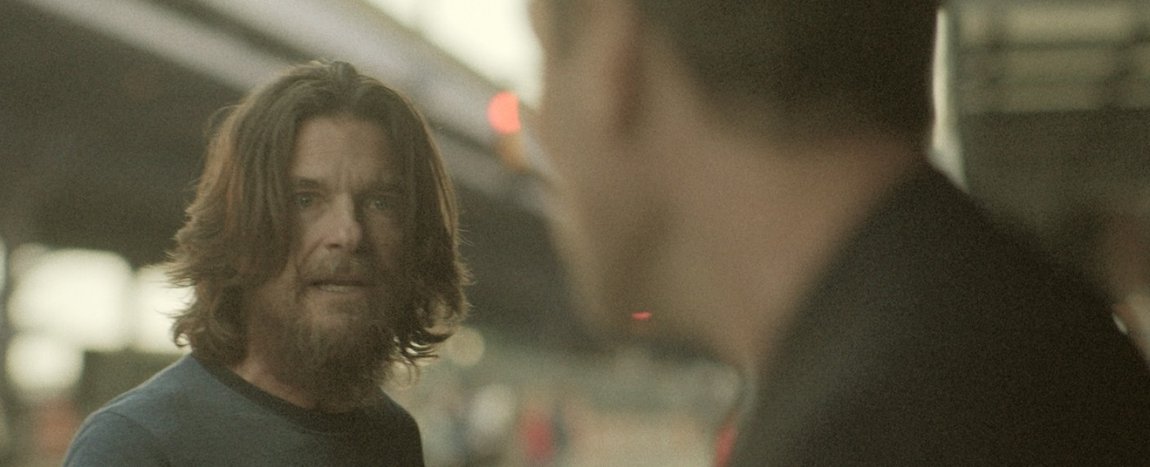 „Black Rabbit“: Wenn die Kacke einmal dampft – Review – Netflix-Thriller-Drama mit Jude Law und Jason Bateman beginnt stark, lässt dann aber Federn – Bild: Netflix