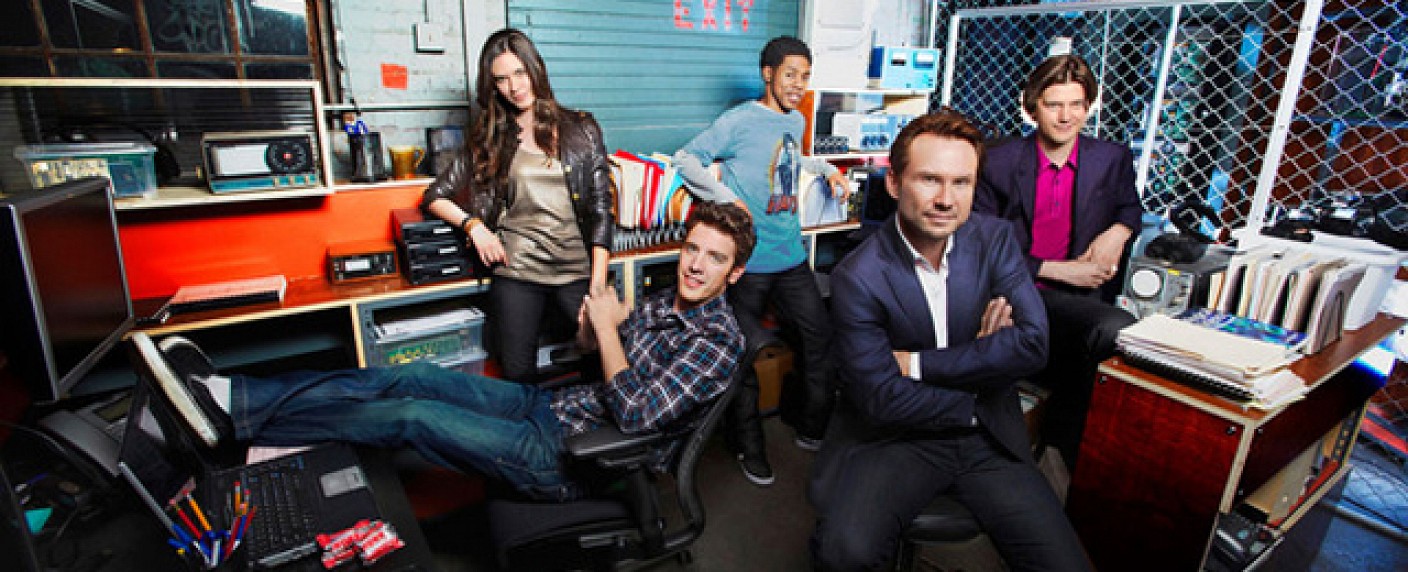 „Breaking In“: ProSieben setzt Comedyserie ab – „Are You There, Chelsea?“ übernimmt Sendeplatz – Bild: FOX