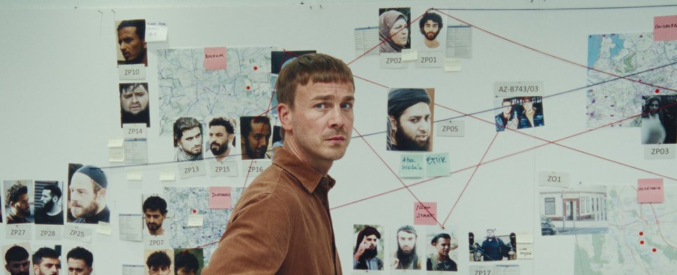„Breitscheidplatz 19/​12“ mit Albrecht Schuch – Bild: ARD Degeto Film/HR/NDR/rbb/NEUESUPER GmbH/Hubert Mican