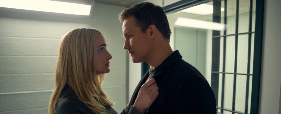 Brianne Howey als Georgia Miller und Scott Porter als Paul Randolph – Bild: Netflix/Amanda Matlovich