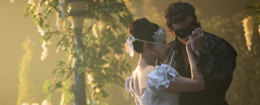 „Bridgerton“: Sneak Peek und erste Fotos zur vierten Staffel – Netflix-Historiendrama gewährt Einblicke in die Dreharbeiten – Bild: Liam Daniel/​Netflix