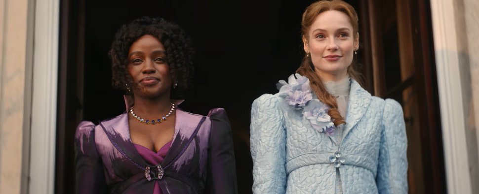 „Bridgerton“ in der fünften Staffel: Masali Baduza (l.) und Hannah Dodd (r.) rücken ins Zentrum – Bild: Netflix
