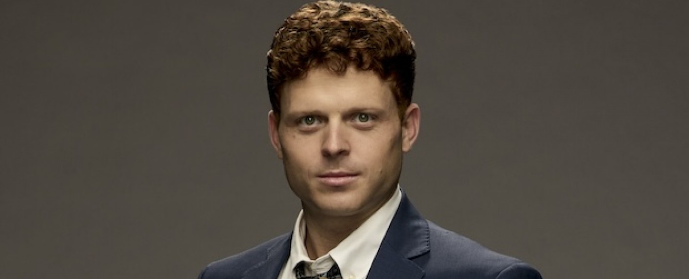 „NCIS: Origins“ bekommt neuen Hauptdarsteller – Beliebte Nebenfigur erhält zur Mitte der Auftaktstaffel Beförderung – Bild: CBS