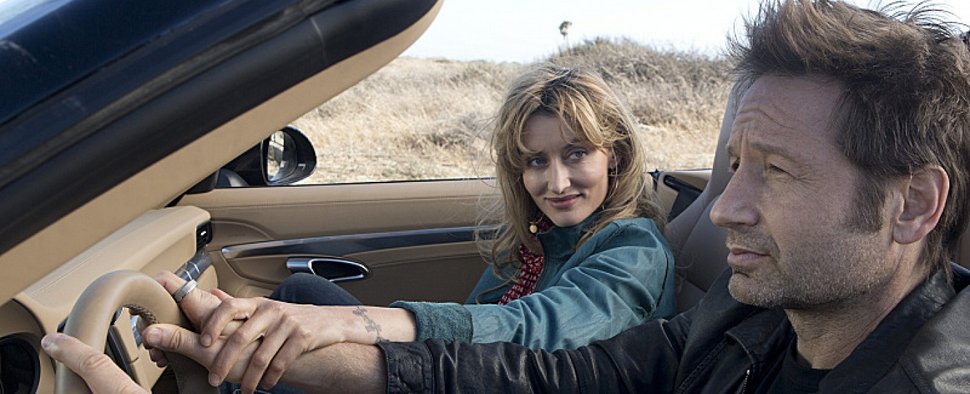 Gemeinsam in den Sonnenuntergang? Hank (David Duchovny) und Dauerliebe Karen (Natasha McElhone) in „Californication“, Staffel 7 – Bild: Showtime