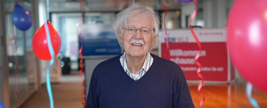 NDR feiert 80. Geburtstag von Carlo von Tiedemann – Dokumentation porträtiert den „Botschafter der guten Laune“ – Bild: NDR/​Marco Peter
