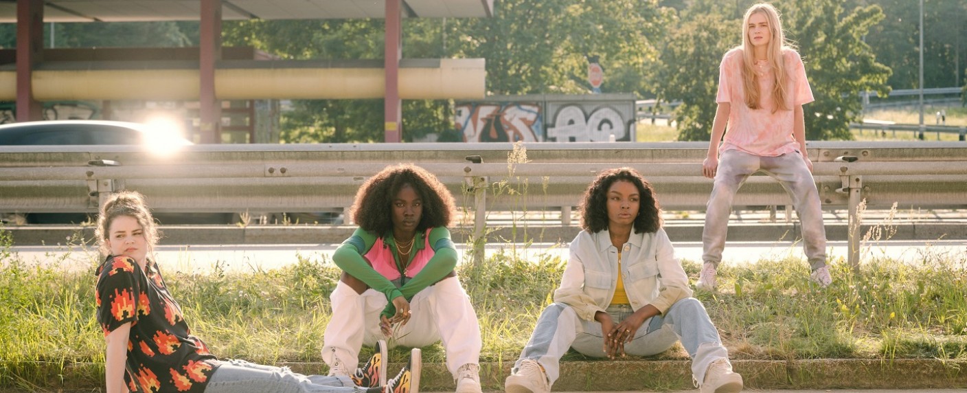 [UPDATE] „Then You Run“: Deutschlandpremiere für actionreichen Drogenthriller – Vier Teenagerinnen, drei Kilo Kokain und jede Menge Häscher – Bild: Sky Deutschland/​Stephanie Kulbach