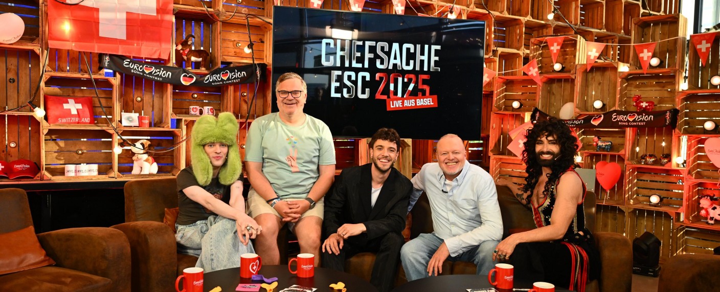 Quoten: Stefan Raabs ESC-Special schwach, „Aktenzeichen XY“ siegt haushoch – „Kampf der Realitystars“ kommt nicht in Fahrt, „Fertiggerichte-Check“ endet enttäuschend – Bild: RTL/​Raab Entertainment/​Willi Weber