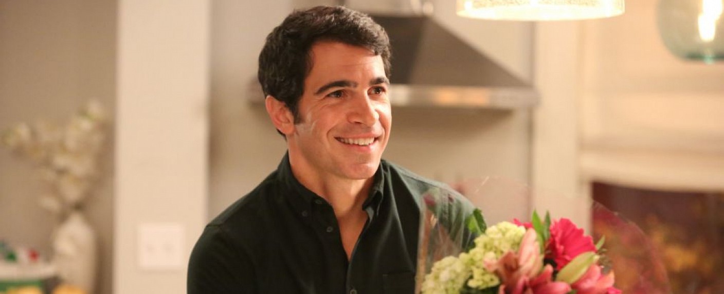 Chris Messina („The Mindy Project“) in FX-Comedy-Pilot – Ari Graynor („I’m Dying Up Here“) in neuem Format des „Atlanta“-Autors – Bild: Hulu