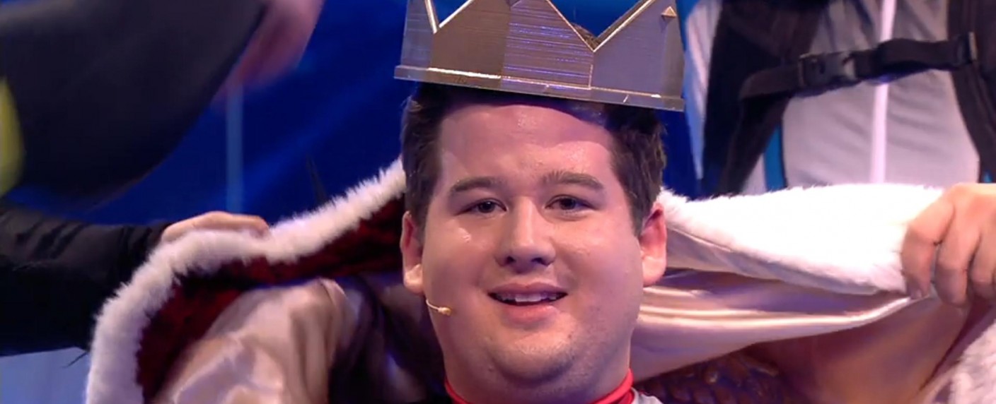 Quoten: Gutes „Kindsköpfe“-Finale landet trotzdem hinter „Fack ju Göhte 2“ – Schwacher Abschied für „Falk“ zieht auch „In aller Freundschaft“ runter – Bild: RTL/​Screenshot