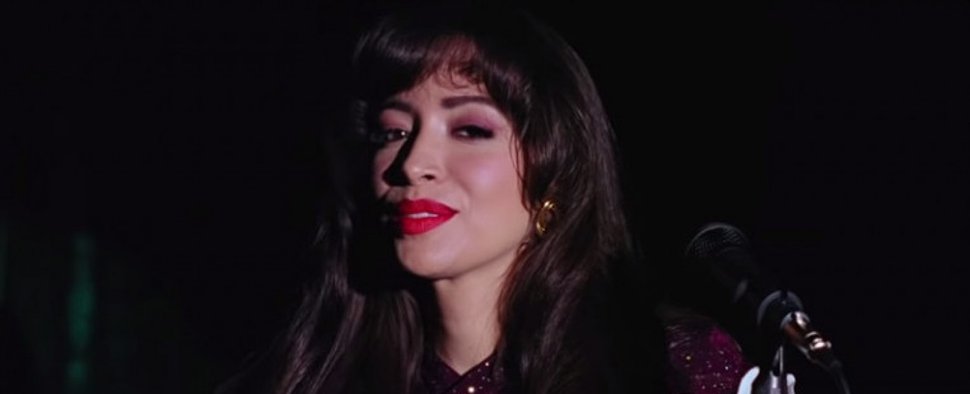 Christian Serratos als Selena Quintanilla-Pérez – Bild: Netflix