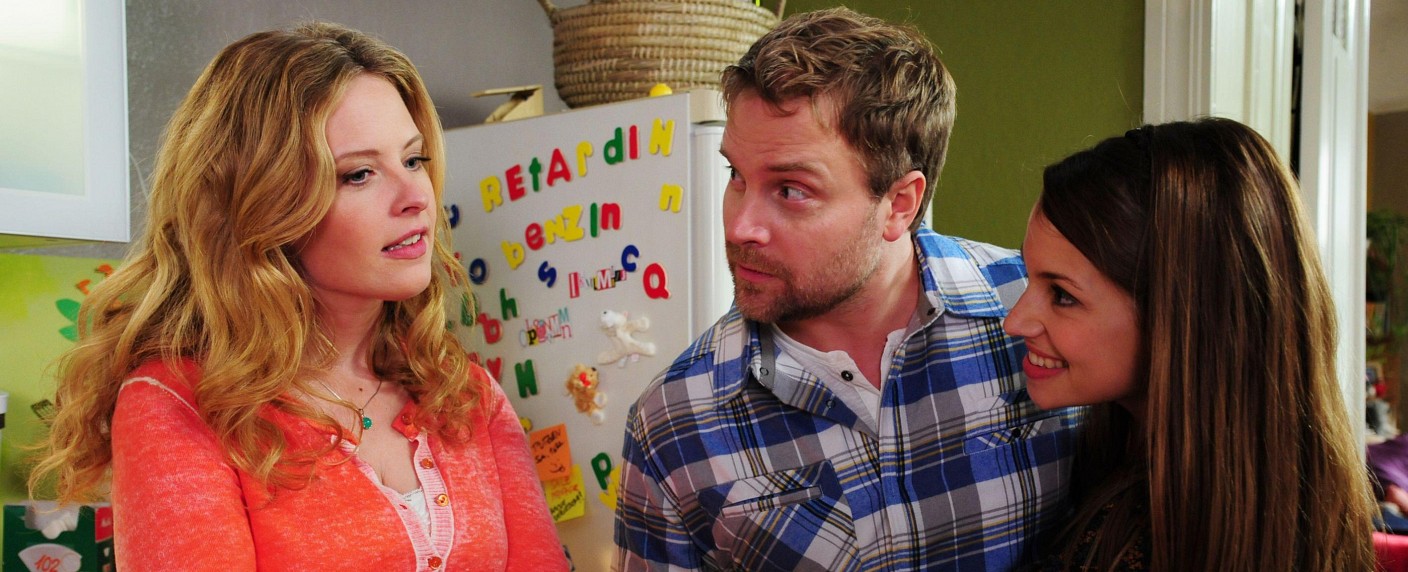 RTL startet neuen Seriendonnerstag mit Comedy-Eigenproduktionen – „Doc meets Dorf“, „Christine“ und „Sekretärinnen“ ab 22. August – Bild: RTL /​ Christiane Pausch